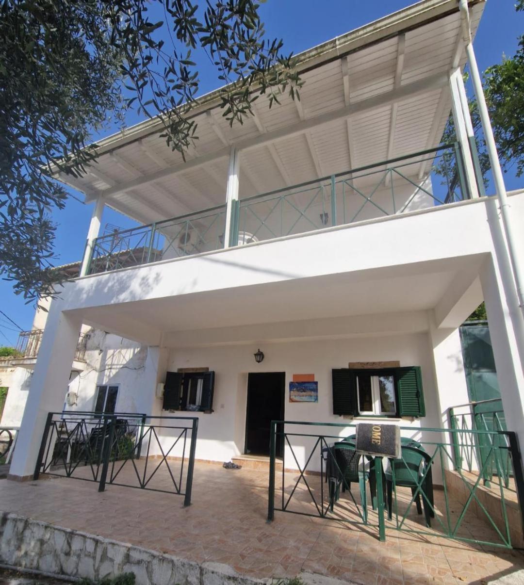 Villa Korakades Bagian luar foto